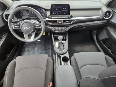 Certified 2023 Kia Forte LXS w/ LXS Technology Package image 13