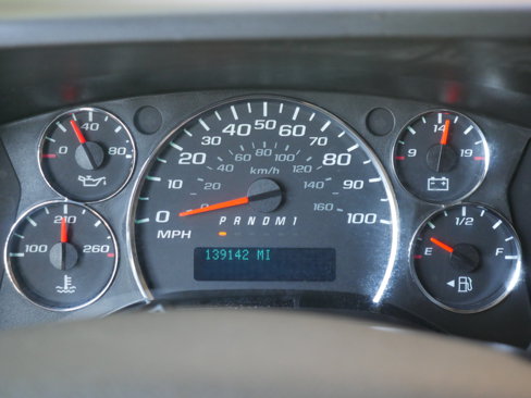 Used 2018 Chevrolet Express 2500 image 6