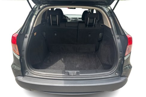 Used 2017 Honda HR-V LX image 11