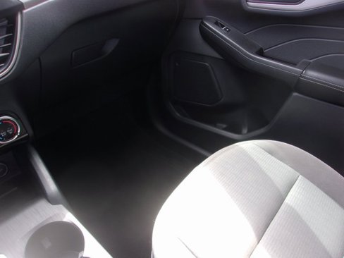 Used 2021 Ford Escape S image 16