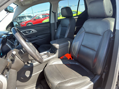Used 2019 Chevrolet Traverse RS image 11