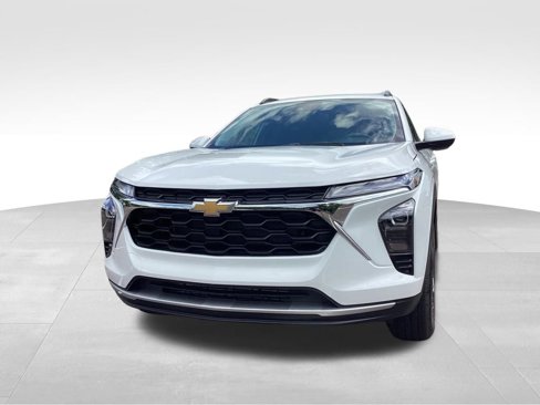 New 2025 Chevrolet Trax LT image 8