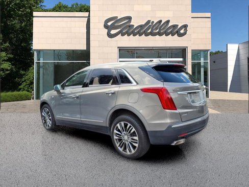 Certified 2019 Cadillac XT5 Premium Luxury image 3