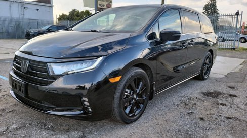 Used 2023 Honda Odyssey Sport image 5
