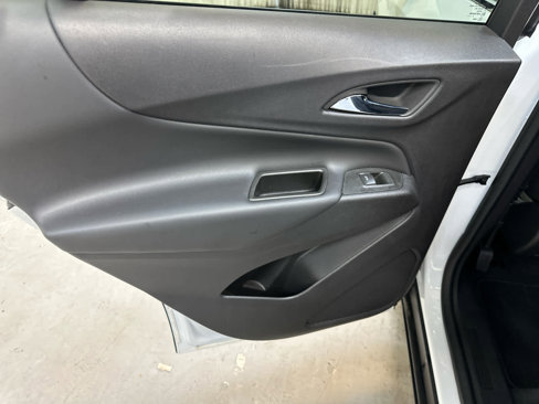 Used 2024 Chevrolet Equinox LT image 27
