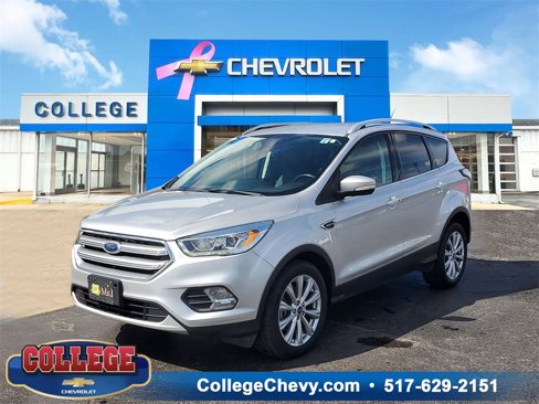 Used 2017 Ford Escape Titanium image 1