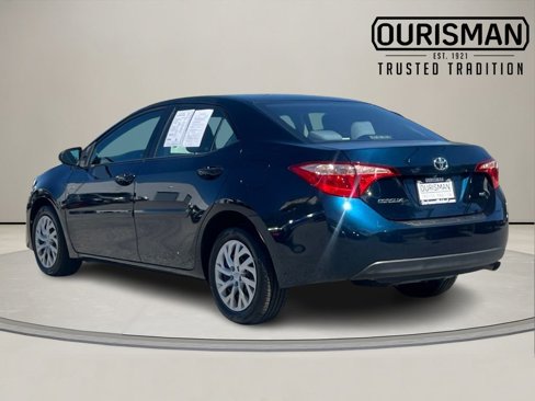 Used 2018 Toyota Corolla LE image 4