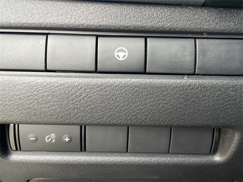 Used 2022 Nissan Rogue SV image 23
