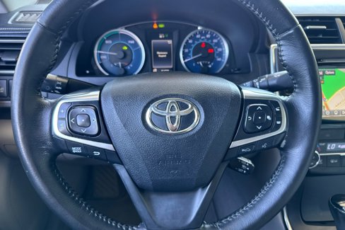 Used 2016 Toyota Camry XLE image 15