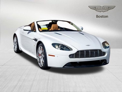 Used 2015 Aston Martin V8 Vantage Roadster image 22