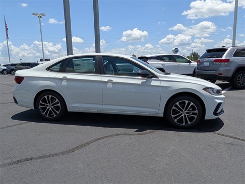 New 2025 Volkswagen Jetta Sport image 7