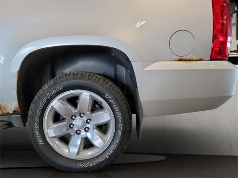 Used 2011 GMC Yukon XL SLT w/ SLT-2 Equipment Package image 35