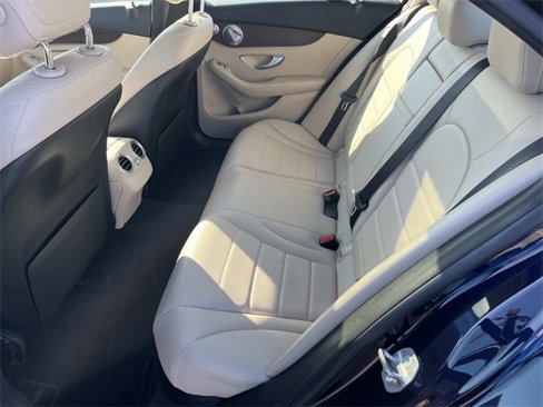Used 2020 Mercedes-Benz C 300 Sedan image 17