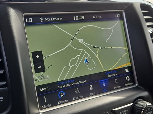 Used 2018 Jeep Grand Cherokee Limited image 18