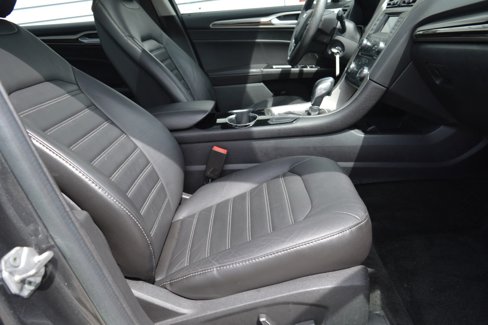 Used 2015 Ford Fusion SE w/ Equipment Group 202A image 20