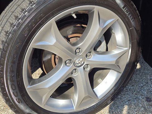 Used 2012 Toyota Venza XLE image 13