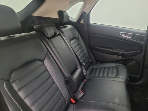 Used 2023 Ford Edge SEL image 19