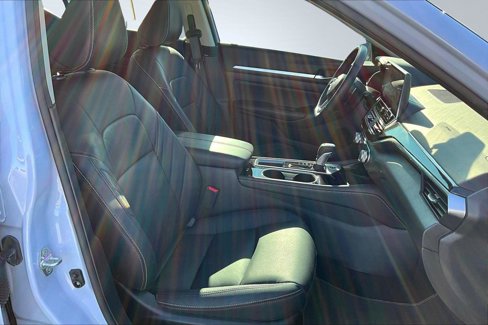 Used 2024 Nissan Altima 2.5 SR w/ SR Premium Package image 19
