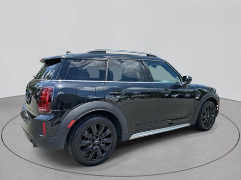 Used 2024 MINI Cooper Countryman S w/ Signature Upholstery Package image 6