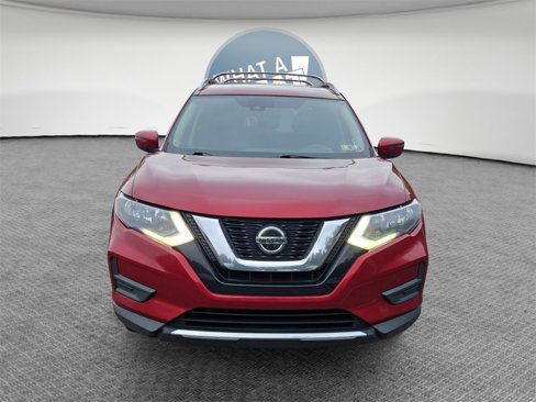 Used 2020 Nissan Rogue SV image 9