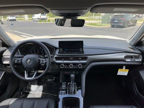 New 2025 Acura Integra image 34