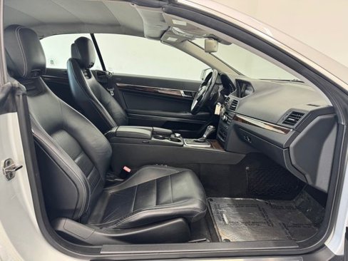 Used 2013 Mercedes-Benz E 350 Cabriolet image 16