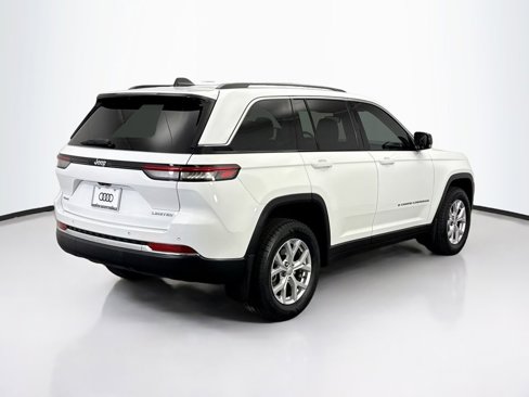 Used 2022 Jeep Grand Cherokee Limited image 5
