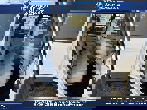New 2025 Jeep Grand Cherokee Limited w/ Luxury Tech Group II image 13