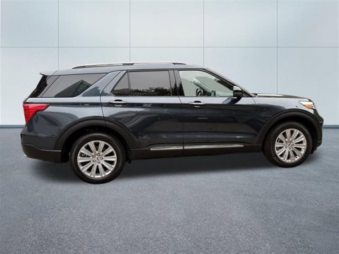 Used 2022 Ford Explorer Limited w/ Limited Technology Package image 11