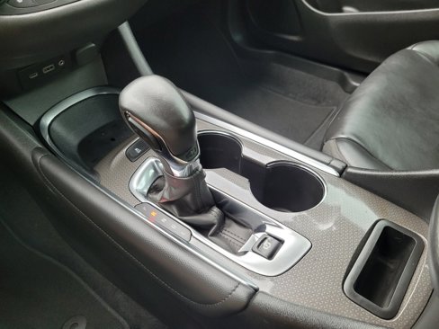 Used 2022 Chevrolet Malibu LT w/ Leather Package image 13