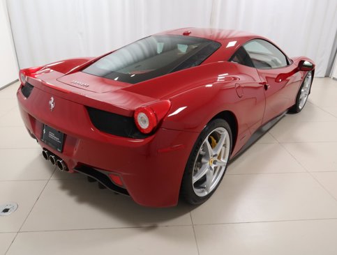 Used 2011 Ferrari 458 Italia Coupe image 9