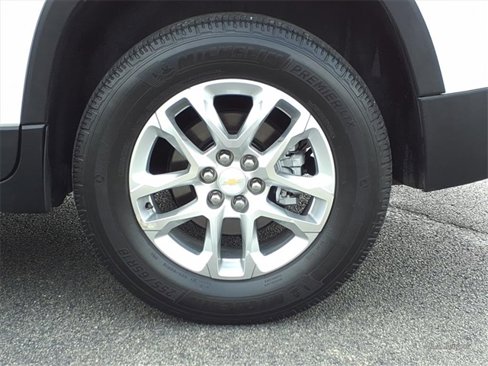 Used 2018 Chevrolet Traverse LT image 8