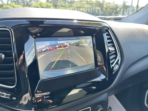 Used 2019 Jeep Compass Altitude image 19