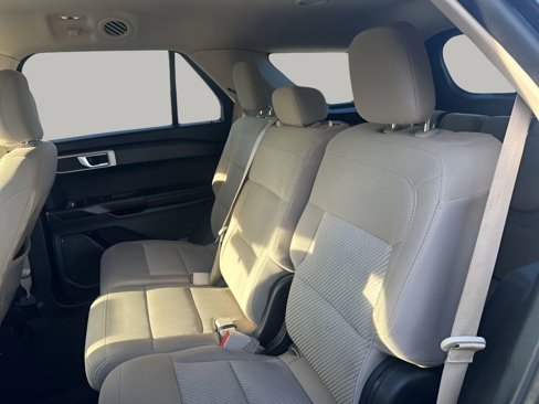 Used 2021 Ford Explorer 2WD image 16