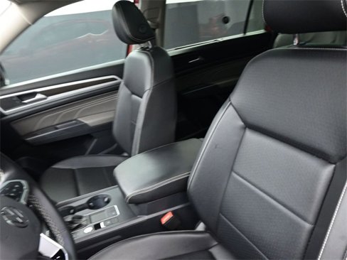 Used 2021 Volkswagen Atlas SE image 33