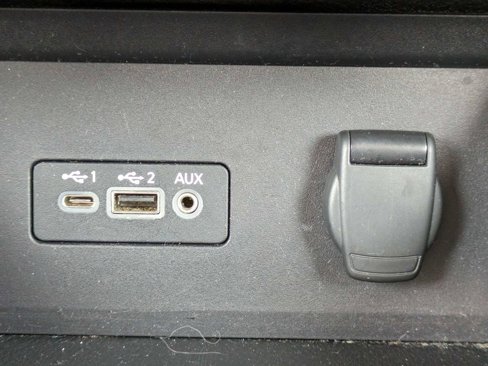 Used 2021 Nissan Sentra SV image 19