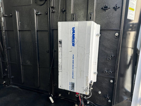 Used 2014 Ford E-250 and Econoline 250 image 12