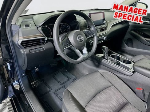 Used 2023 Nissan Altima 2.5 SV image 10