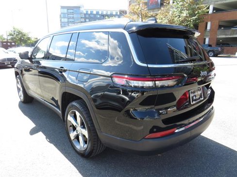 Used 2021 Jeep Grand Cherokee L Limited image 2