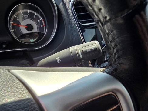 Used 2014 Chrysler 200 Touring image 13