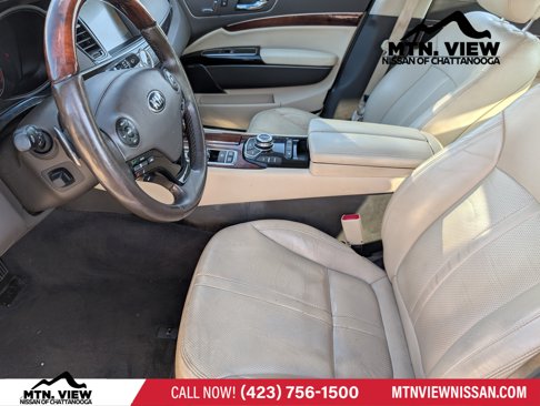 Used 2017 Kia K900 Luxury image 9