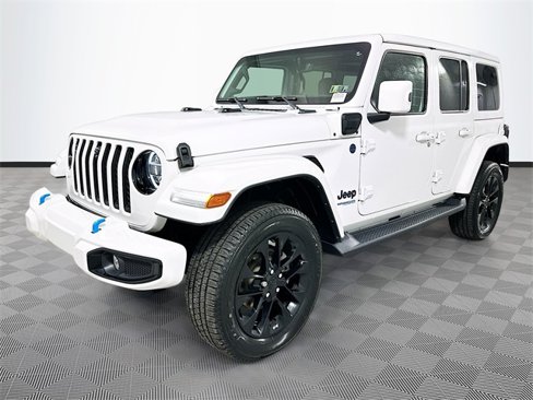 Certified 2021 Jeep Wrangler Unlimited Sahara image 3