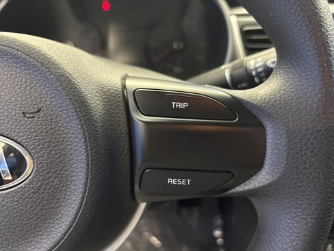 Used 2018 Kia Rio LX image 15
