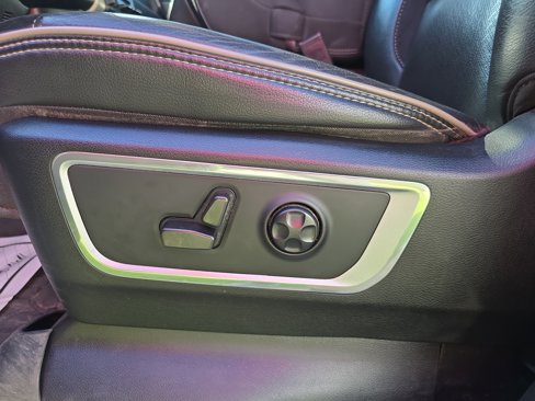 Used 2021 RAM 1500 Laramie image 14