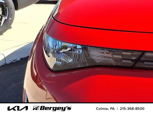 Used 2023 Kia Soul EX image 9
