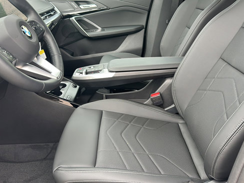 New 2025 BMW X1 xDrive28i w/ Technology Package image 10