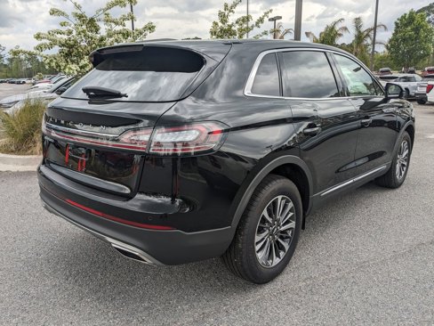 Certified 2023 Lincoln Nautilus AWD w/ Premium Package image 4