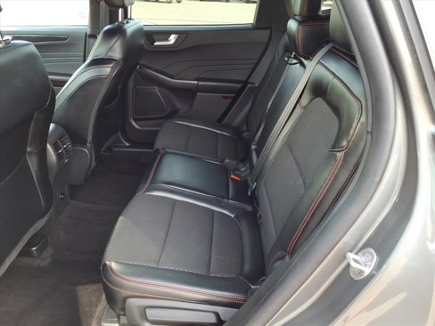 Used 2025 Ford Escape ST-Line image 14