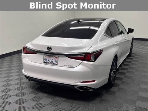 Certified 2022 Lexus ES 350 w/ Premium Package image 6