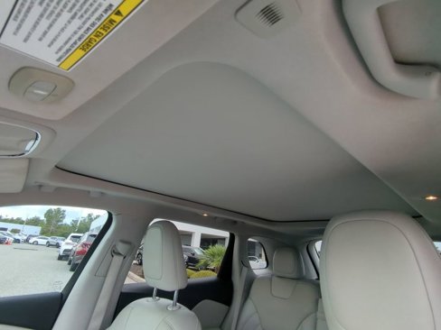 Used 2019 Jeep Cherokee Limited w/ Luxury Group image 20